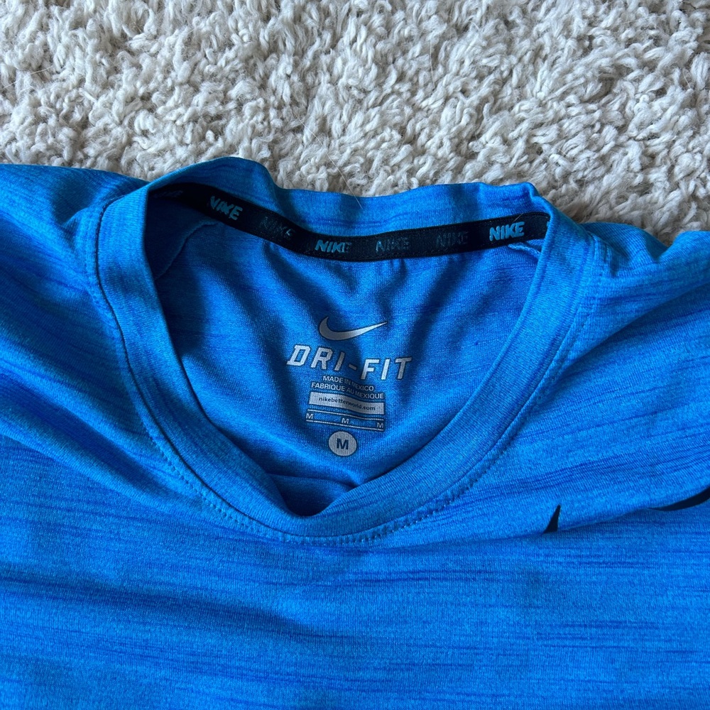 Nike Dri Fit T shirt - Picture 3 of 3